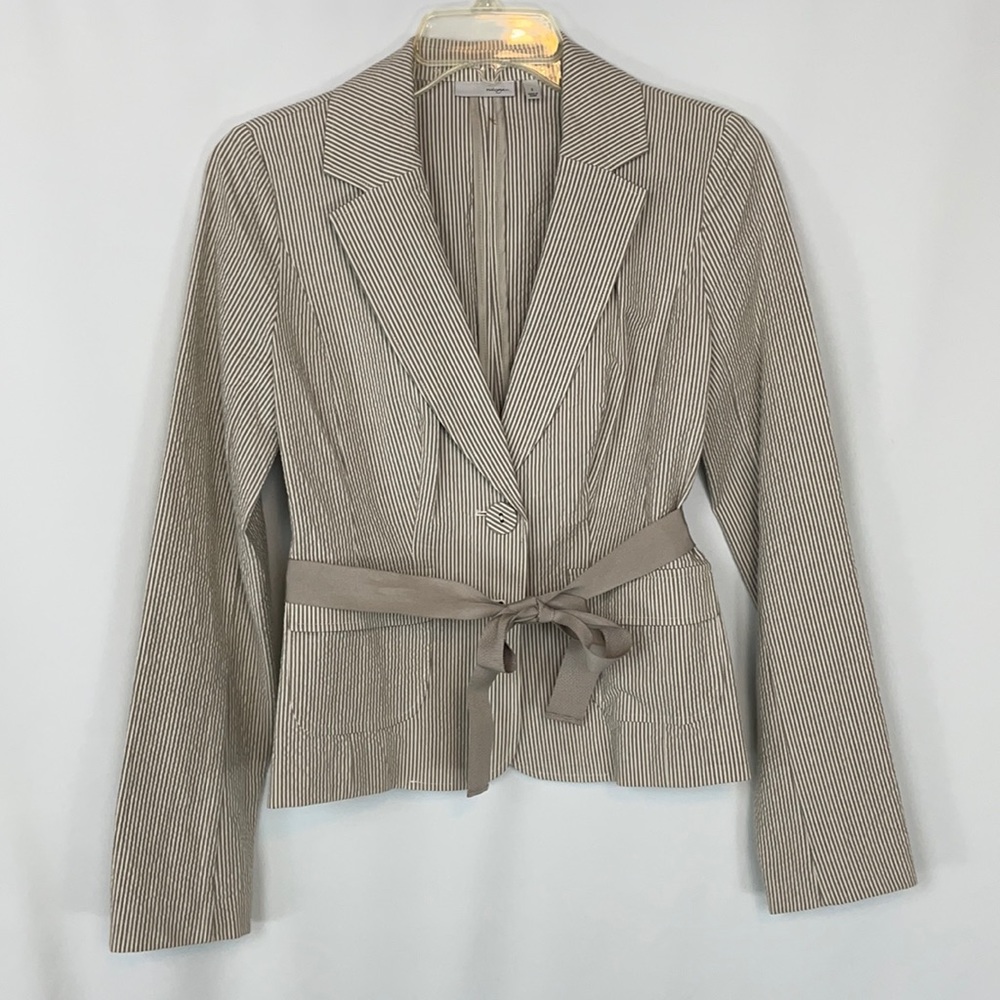 NWOT - Seersucker blazer